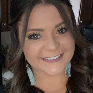 Meet your Posher, Katelyn
